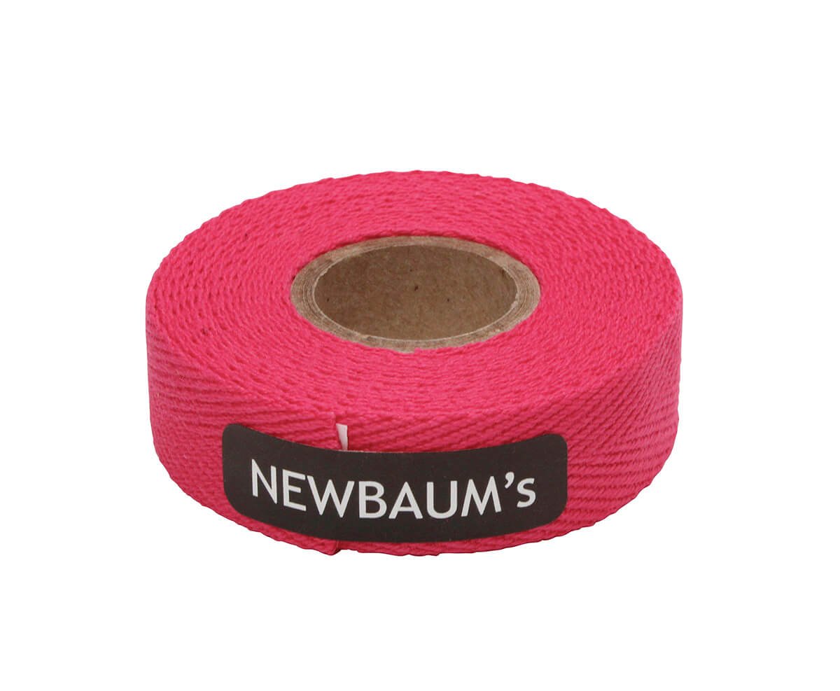Baumwolltape in leuchtendem Pink, ideal zur Ummantelung von Luftringen oder Trapezen, verbessert den Komfort und sorgt für einen sicheren Griff. Baumwolltape in leuchtendem Pink, ideal zur Ummantelung von Luftringen oder Trapezen, verbessert den Komfort und sorgt für einen sicheren Griff.