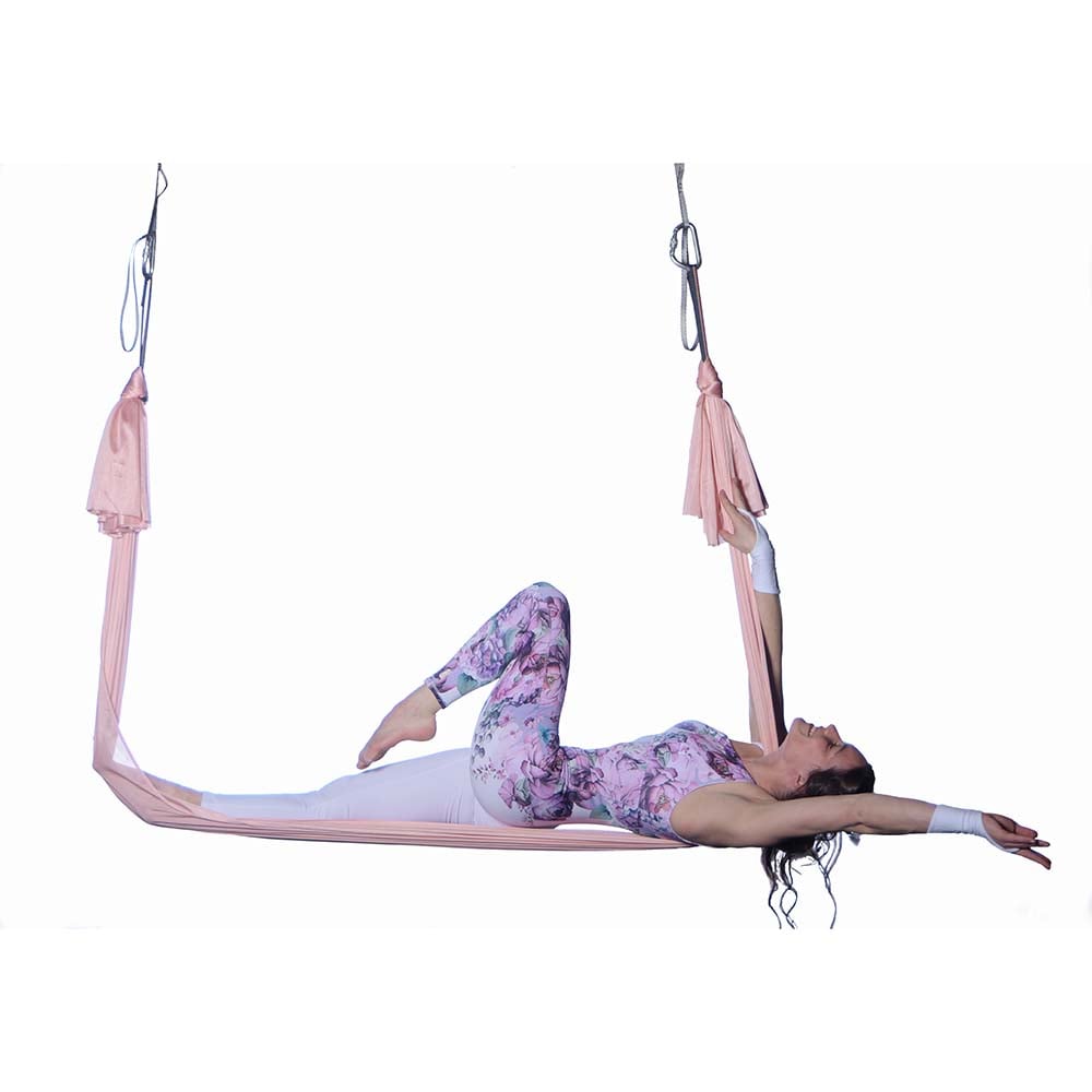 Lachsfarbenes Aerial Yoga Tuch, wenig dehnbar, ideal für Luftakrobatik, erhältlich im Luftakrobatik Shop. Intensive Farben: orange, rosa, rot. Tuchschlaufe Lachs 7 meter