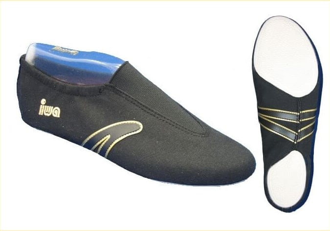 Luftakrobatik Schuh schwarz-gold 40