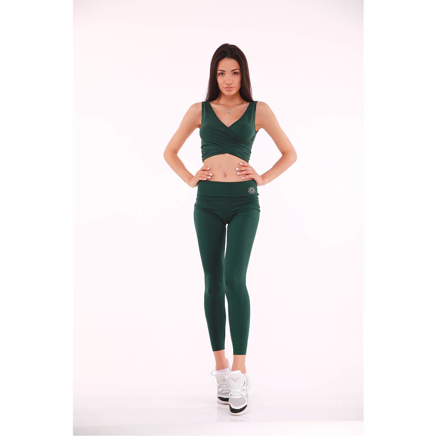 Dunkelgrüne Klappleggins mit Doppelhose in Größe M-L, ideal für Luftakrobatik, Tanzen, Joggen, Yoga und Pilates, erhältlich im Luftakrobatik Shop.