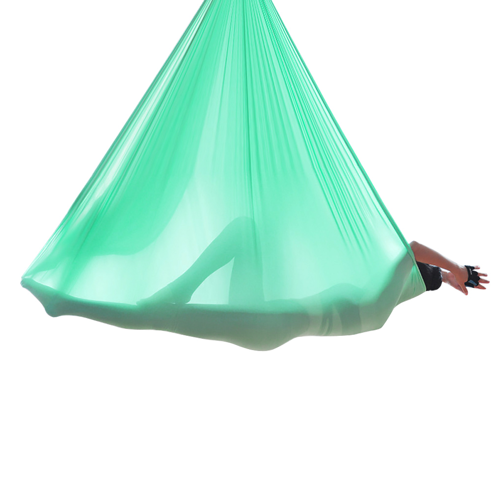 Grüntürkisfarbene Tuchschlaufe, 4 Meter lang, wenig dehnbar und ideal für Aerial Yoga. Top Qualität vom Luftakrobatik Shop. Perfekt für dein Training!