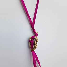 gold-lila- Vertikaltuch-Korkenzieher-Halskette-Halsketten-Luftakrobatik-Schmuck-1 (1).jpg